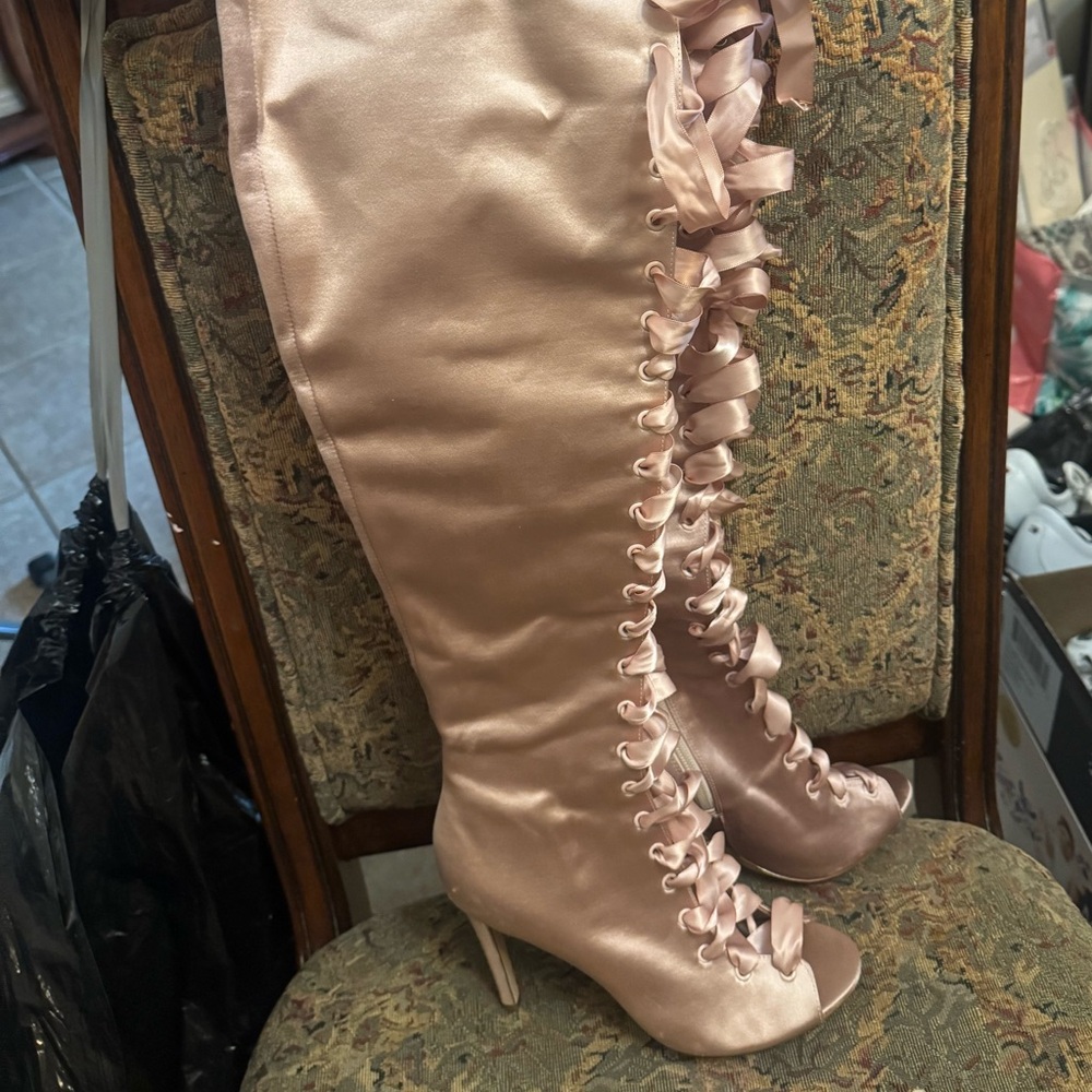 Elegant Pink Satin Lace-Up Knee-High Boots size 8 by Aldo - Picture 9 of 16